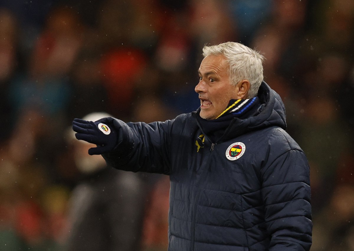 Fenerbahçe, Slavia Prag'ı deplasmanda devirdi