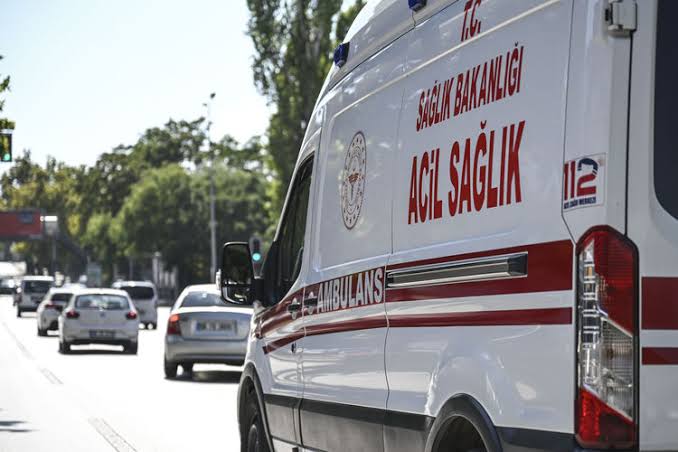 Şanlıurfa’nın Merkezinde Halk Otobüsleri Çarpıştı: 2 Çocuk Yaralandı