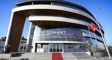 Saadet Partisi Liderlik İçin Yarışıyor: Kongrede Üç Aday Sahne Alacak