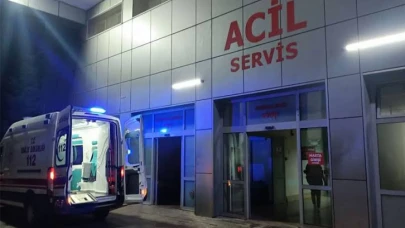 Şanlıurfa'da Otomobil Şarampole Yuvarlandı: 4 Kişi Yaralandı