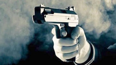 Şanlıurfa’da AVM Önünde Silahlı Saldırı: 2 Kişi Ağır Yaralandı