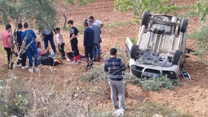 Bozova Yolunda Feci Kaza: Aile Uyuyan Şoförün Hatasıyla Şarampole Uçtu