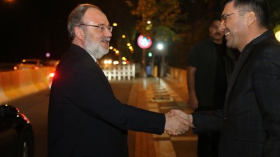 Diyanet Eski Başkanı Prof. Dr. Mehmet Görmez’den Şanlıurfa’ya Ziyaret: Emniyet Müdürü Aksoy ile Buluştu