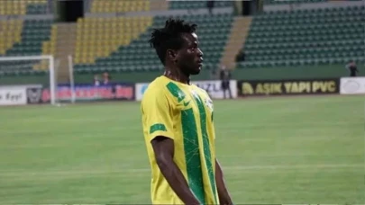 Şanlıurfaspor'dan Transfer İddialarına Sert Yalanlama: "Ogundu Fenerbahçe'ye Gitmiyor!"