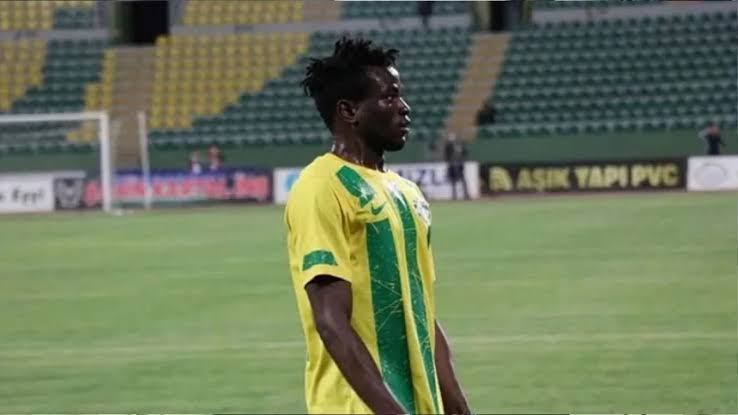 Şanlıurfaspor'dan Transfer İddialarına Sert Yalanlama: "Ogundu Fenerbahçe'ye Gitmiyor!"