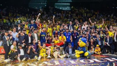 Avrupa’nın Zirvesinde Fenerbahçe Var! Kanarya’dan Tarihi Zafer: EuroLeague Şampiyonu