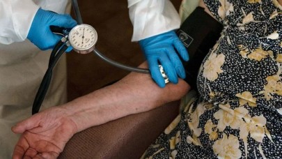 20 Yıl Boyunca Hastalarına Yanlış Teşhis Koydu, 28 Milyon Dolarlık Vurgunla Yargılandı: Doktora 10 Yıl Hapis