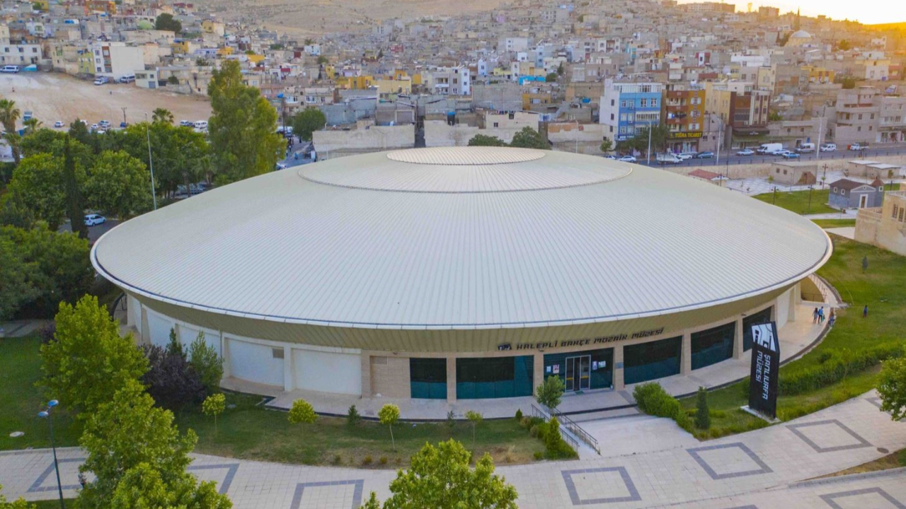 Urfa'nın Kalbinde Mitolojik İzler: Amazon Savaşçıları Mozaiği Görenleri Büyülüyor