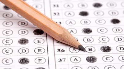 2025 LGS Başlıyor: Veliler Dua Etti, Öğrenciler Sınav Maratonuna Hazır