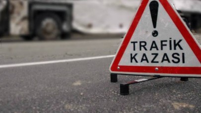 Şanlıurfa'da Feci Kaza: Kamyonetle Otomobil Çarpıştı, 7 Kişi Yaralandı