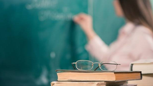 MEB’den Kritik Karar: Doğu ve Güneydoğu’daki 12 İl İçin 3 Yıl Şartı Kaldırıldı