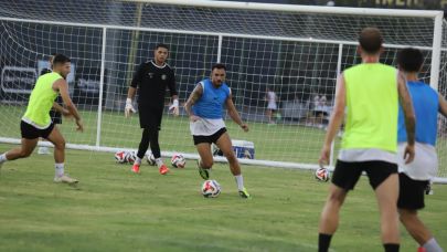 Şanlıurfaspor, Bucaspor Deplasmanına Galibiyet Parolasıyla Hazırlanıyor