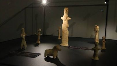 Şanlıurfa’da Cumhuriyet’in 102. Yılına Özel Sergi: 95 Eser İlk Kez Gün Yüzüne Çıktı