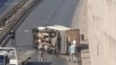 Şanlıurfa’da Sebze Yüklü Kamyonet Devrildi: 1 Yaralı