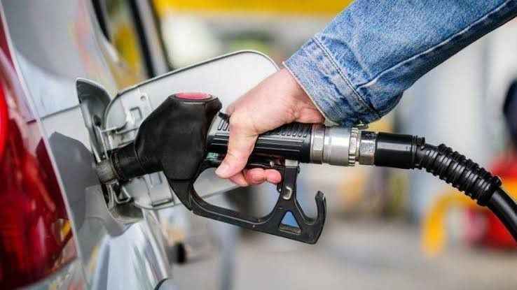 2022’nin İlk Akaryakıt Zammı Geldi! Benzin, motorin ve LPG’ye Zam!
