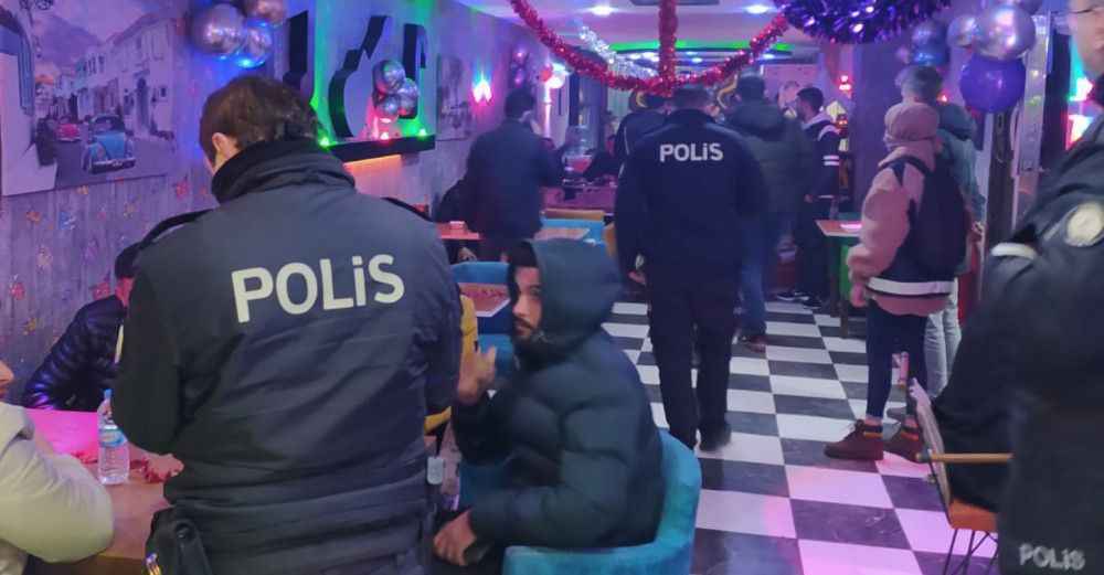 Şanlıurfa'da yılbaşında operasyon! Yüzlerce polis sahaya indi