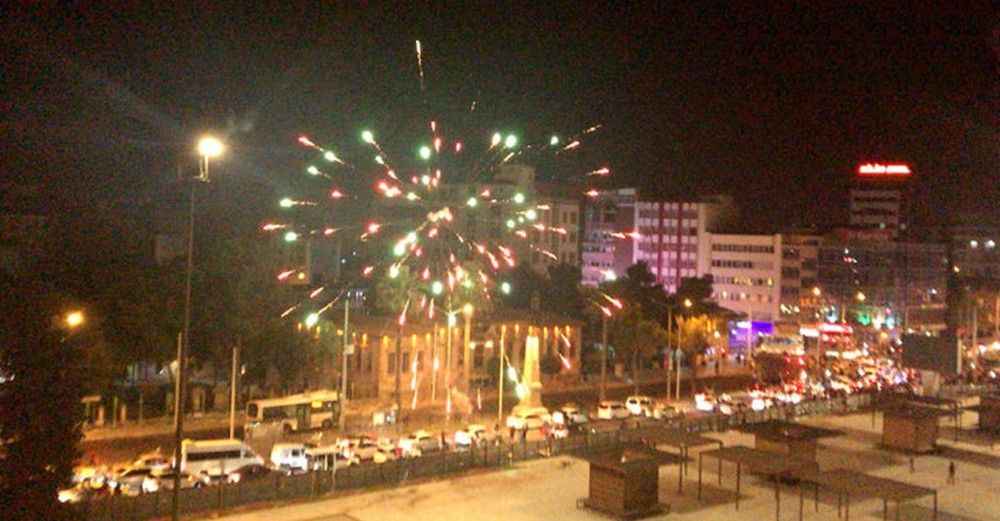 Şanlıurfa'da yılbaşında silah ve havai fişek geleneği bozulmadı!