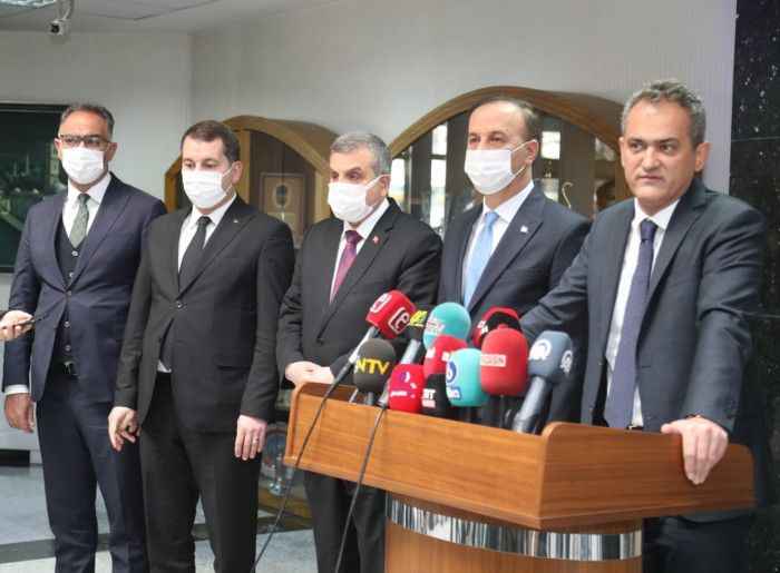 Bakan Özer, Urfa’ya yatırım müjdeleri verdi