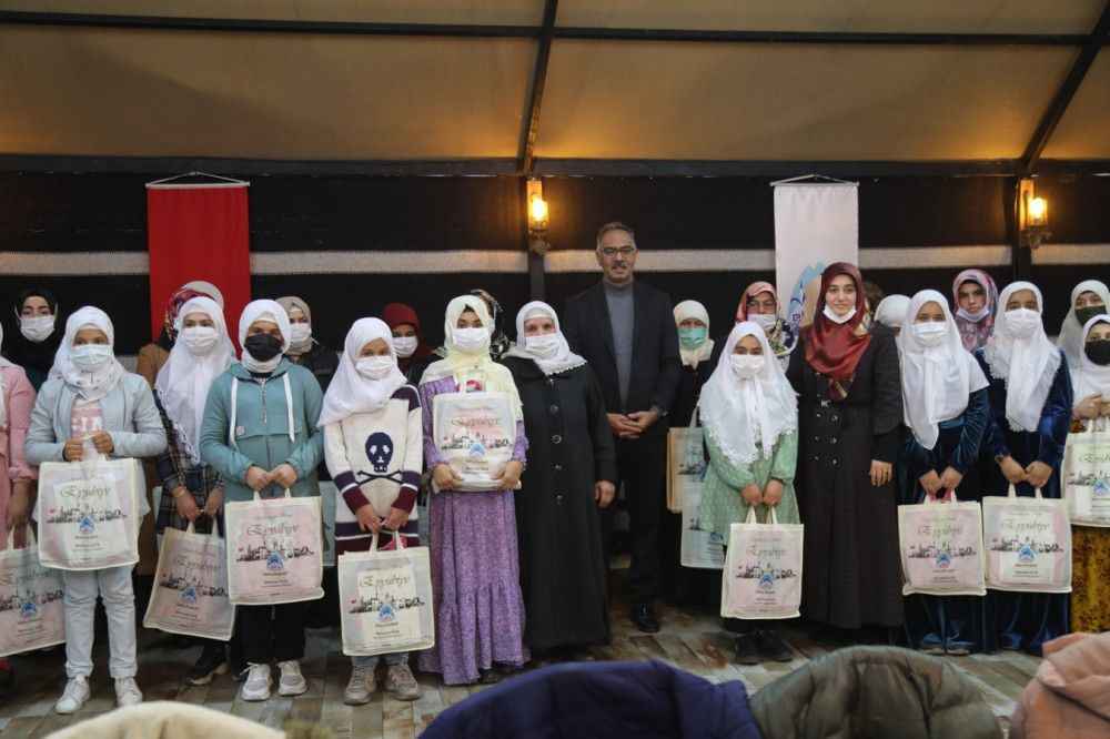 BAŞKAN KUŞ, KURSİYERLERİN HATİM PROGRAMINA KATILDI