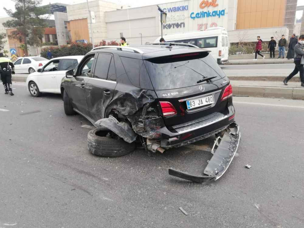 Urfa'da belediye başkanı kaza geçirdi