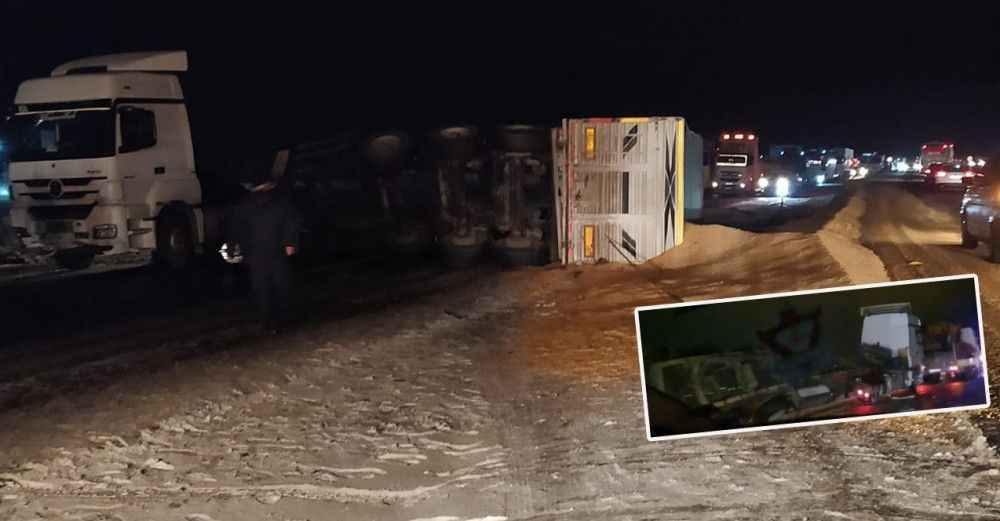 Şanlıurfa'da Kar trafiği alt üst etti! Peş peşe kazalar