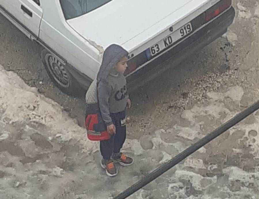 Ailenin sahip çıkmadığı çocuğu devlet sahiplendi