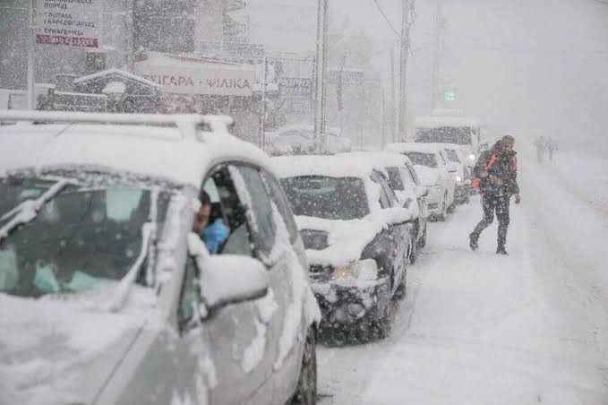 Kar Fırtınasında Mahsur Kalan Sürücülere 2 Bin Euro Verilecek