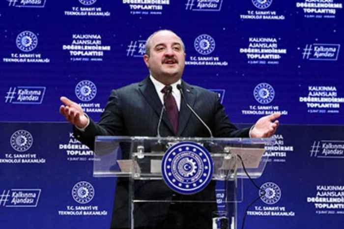Bakan Varank: Kalkınma ajansları 100 bin genci istihdama katacak