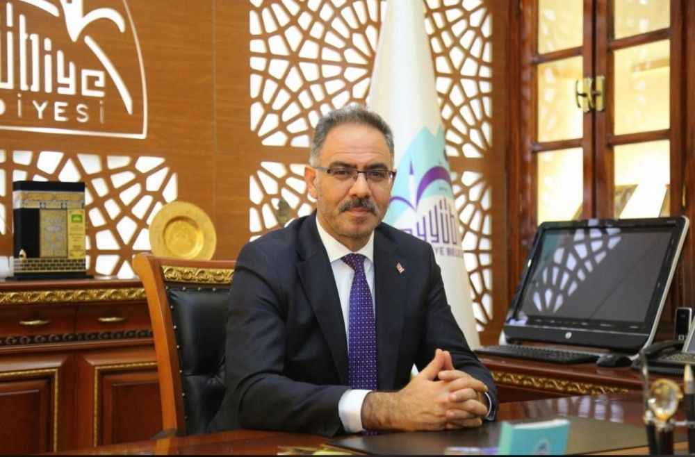 Tehdit edildiği söylenmişti! Başkandan sevenlerine çağrı