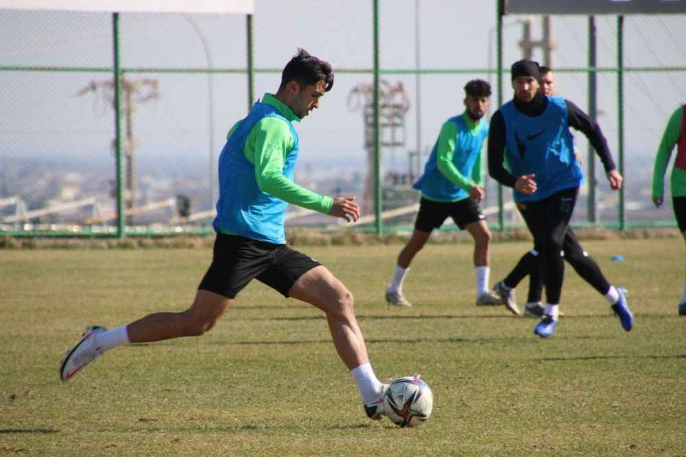 Urfaspor’da yüzler gülüyor