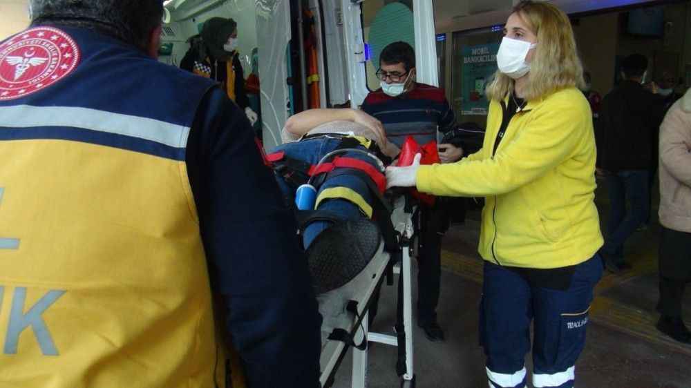 Karaköprü’de kaza! Motosiklet takla attı