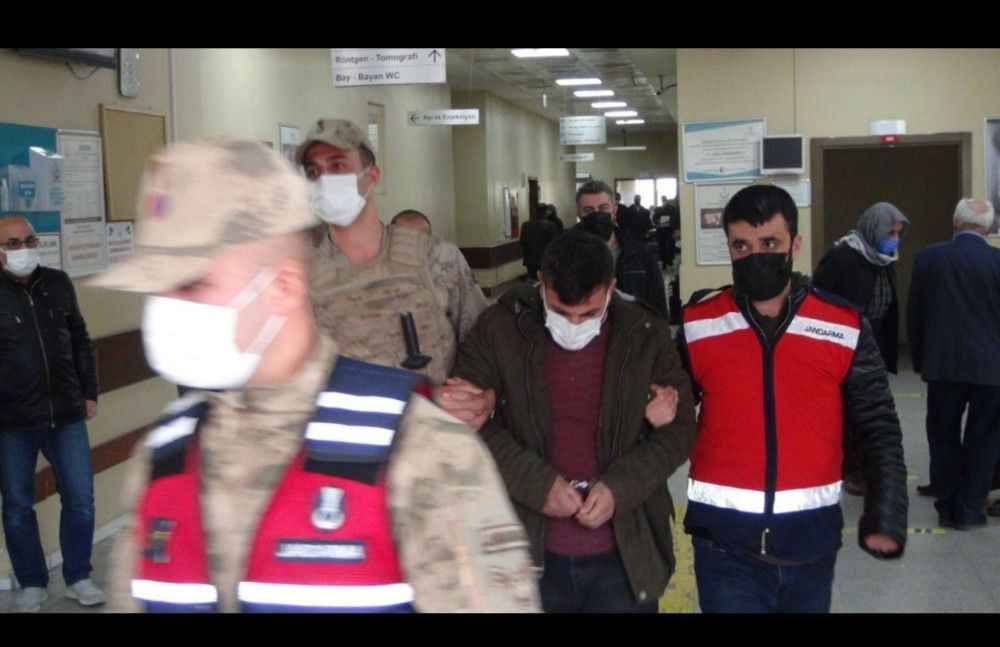 Şanlıurfa'da Yakalanmamak İçin Binbir Kılığa Giren Firari, JASAT’tan Kaçamadı
