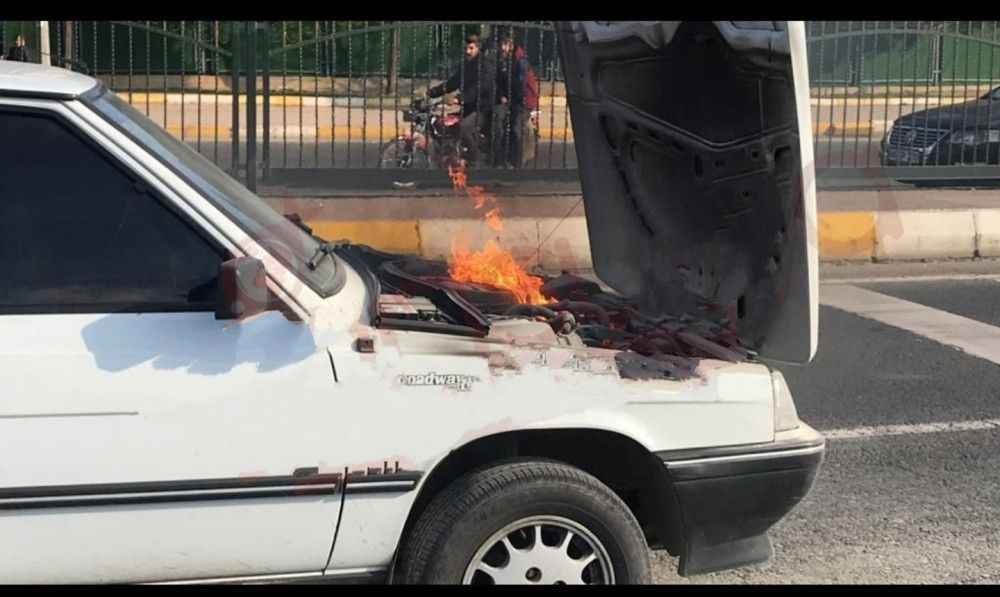 Şanlıurfa'daki Seyir halindeki otomobil bir anda alev aldı!