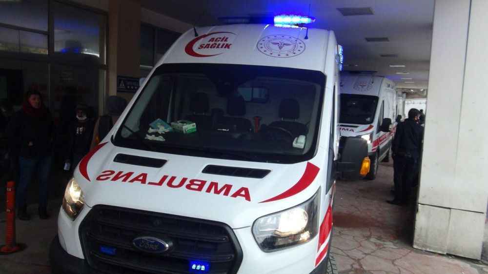 Şanlıurfa'da Araç Devrildi 3 Yaralı