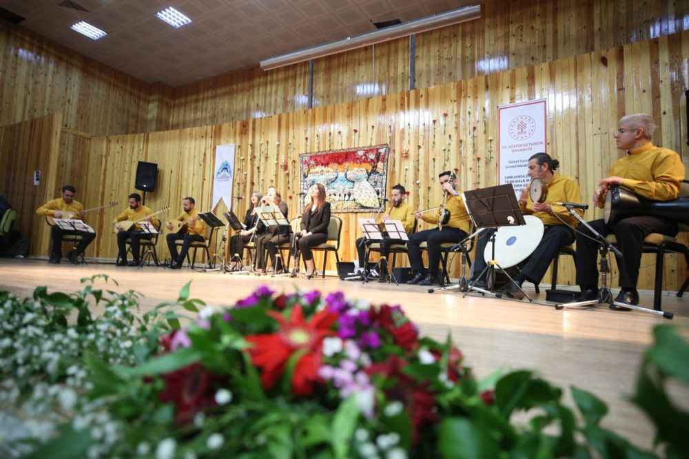 EYYÜBİYE BELEDİYESİNDEN UNUTULMAZ KADINLAR GÜNÜ ETKİNLİĞİ