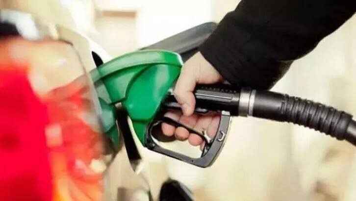 Benzine Ve Motorine Bir İndirim Daha! Bugünden İtibaren Geçerli Olacak!