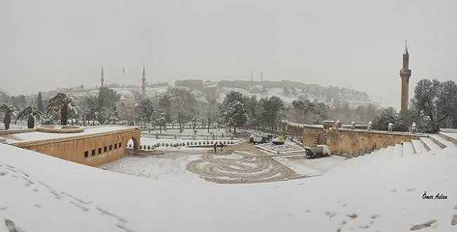 Şanlıurfa'da kar yağışı etkili oldu
