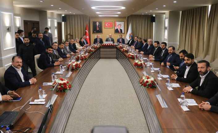 İleri, Büyükşehir'i ziyaret etti