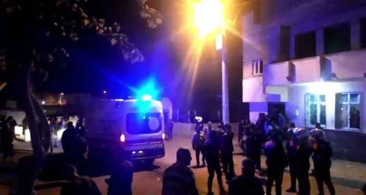 Urfa'da komşuların kavgasında ortalık savaş alanına döndü! Yaralılar var