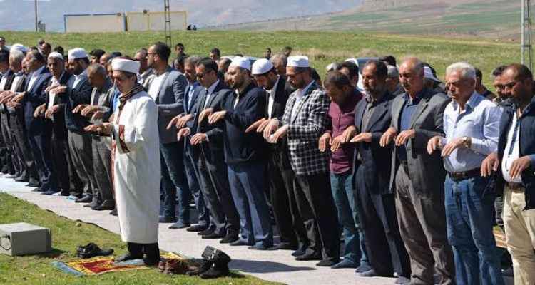 Yağmur duası oku! Yağmur duası Türkçe ve Arapça okunuşu