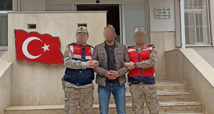 Urfa'da uyuşturucu taciri kıskıvrak yakalandı