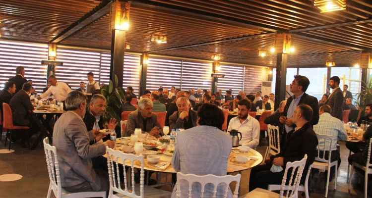 Şanlıurfa'da Elektrikçiler Odası iftarda buluştu