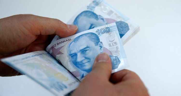 Artan fiyatlar sonrası vatandaşa gıda yardımı ödemesi bugün başladı! 500 TL hesaplara yatıyor: PTT’den paranızı alabilirsiniz