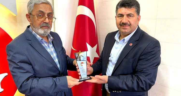 Usta Gazeteci Abacı’ya Vefa Ödülü