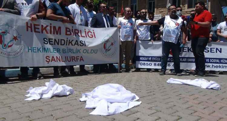 Şanlıurfa'da hekimler iş bıraktı