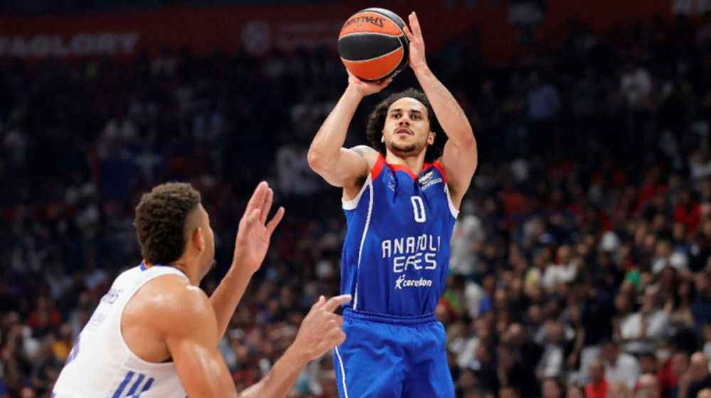 Tarih yazdık! Real Madrid'i deviren Anadolu Efes üst üste 2. kez Euroleague şampiyonu oldu