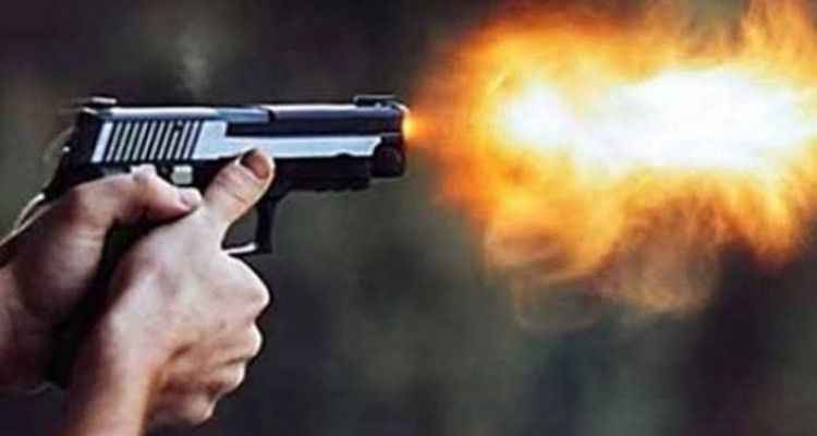 İki Grup Arasında Silahlı Çatışma! Polisin Silahını Alıp 7 Kişiyi Yaraladı... 27 Gözaltı