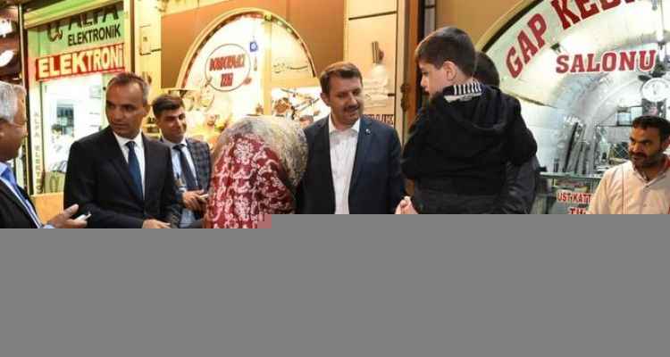 Vali Ayhan, gönüllere taht kurmaya devam ediyor