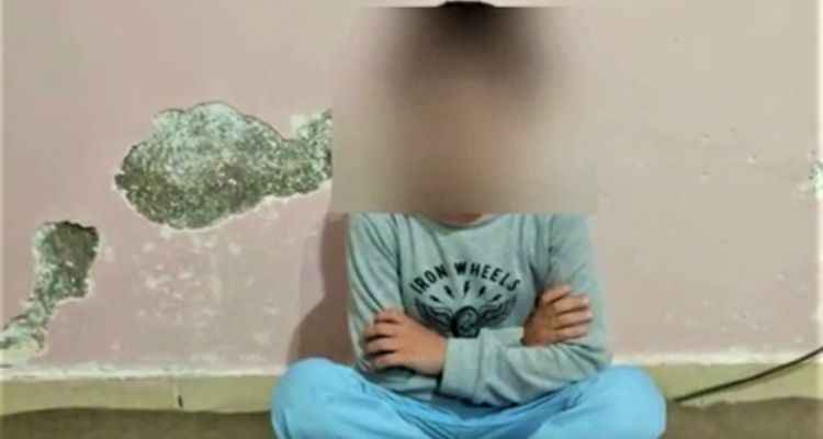 Şanlıurfa'da Küçük İsmail artık parmaklarının delinmemesini istiyor