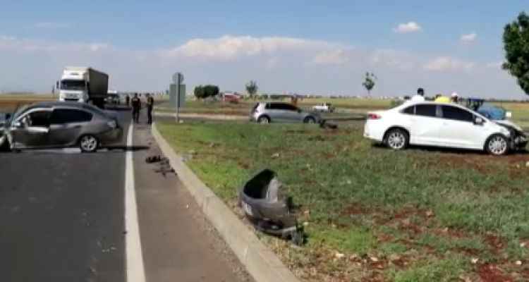 Şanlıurfa'da yol ayrımında korkunç kaza!